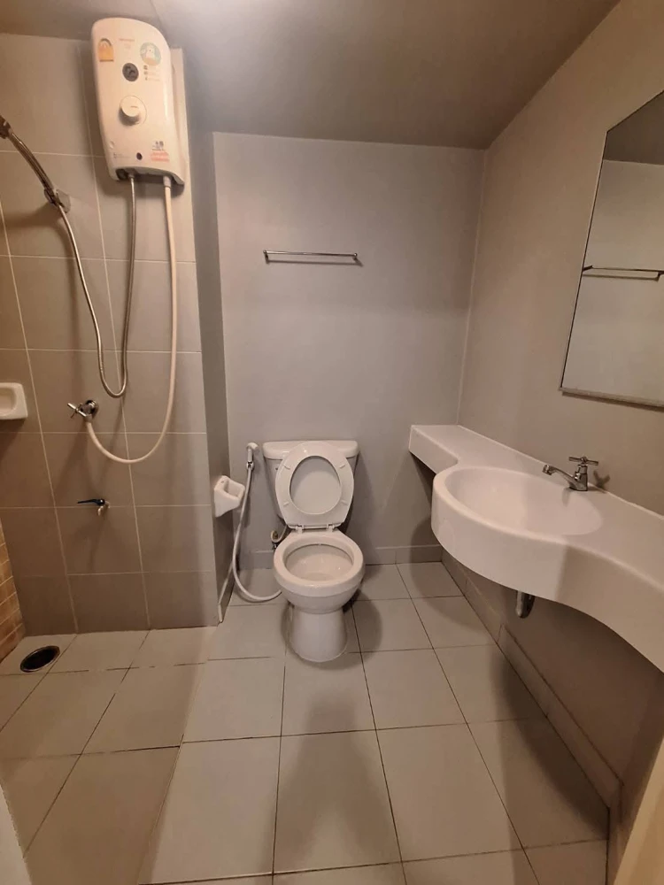 For rent: Lumpini Township Rangsit Klong 1, 1 bedroom, nice room, 1st floor, fully furnished and equipped with appliances. Reserve now!