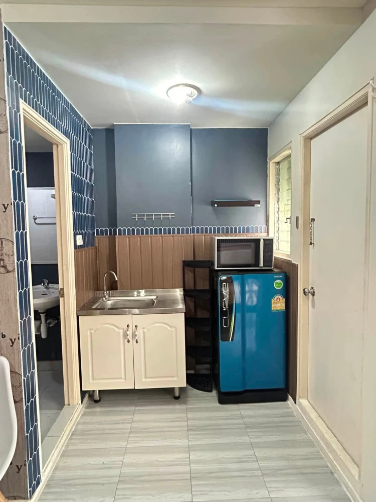 For rent: Lumpini Township Rangsit Klong 1, 4th floor, nice unit with high-quality wallpaper and fully furnished. Book now!