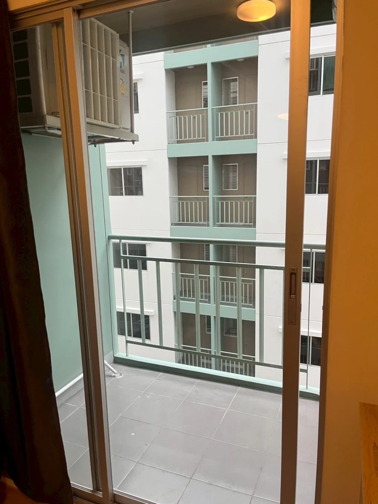 For rent: Lumpini Township Rangsit Klong 1, 1 comfortable room, 5th floor, fully furnished, just bring your bags and move in.