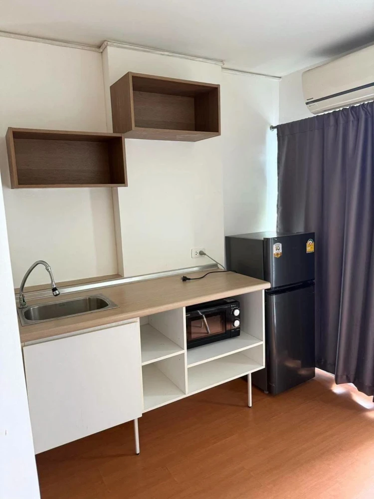 For rent: Lumpini Township Rangsit Klong 1. Nice room with high-quality built-in furniture. Just bring your bags and move in!