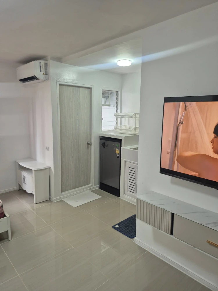 For rent Lumpini Township Rangsit Klong 1, a nice room, comes with complete decorations, reserve now.