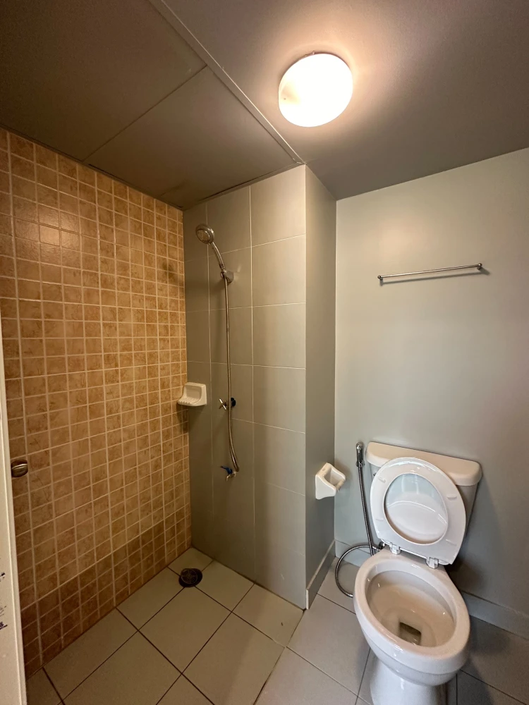 For rent: Lumpini Township Rangsit Klong 1, a nice room, comes with complete decorations, book now!