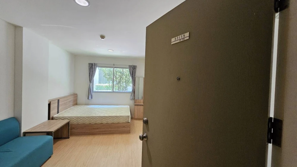 For rent: Lumpini Township Rangsit Klong 1, a nice room, fully furnished, just bring your bags and move in.