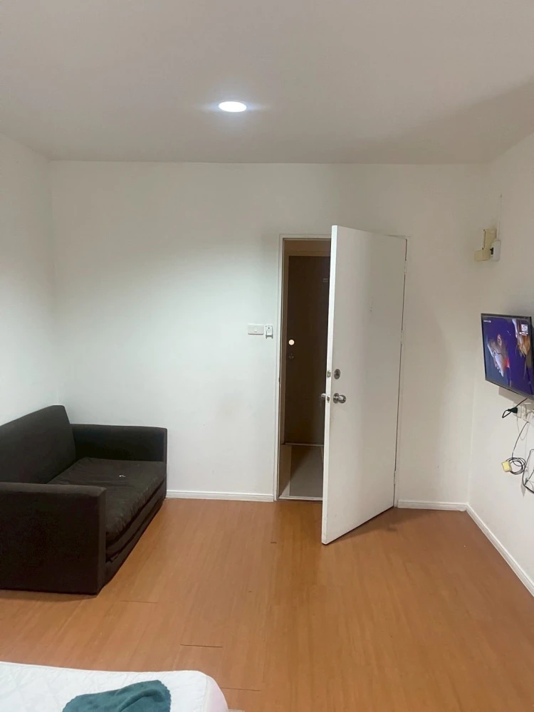 For rent Lumpini Township Rangsit Klong 1 room, nice to live in, fully furnished, at a great price, book now.