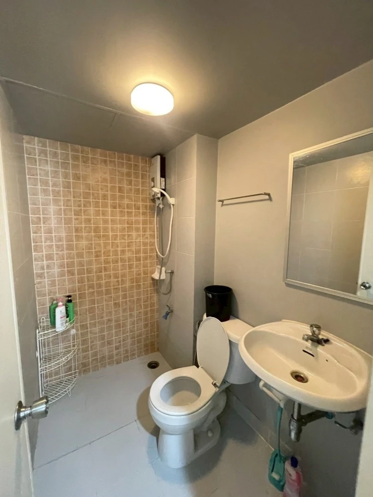 For rent Lumpini Township Rangsit Klong 1 room, nice to live in, fully furnished, at a great price, book now.