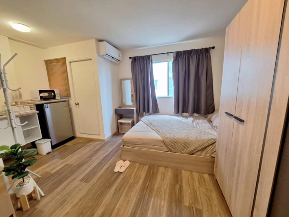 For rent: Lumpini Township Rangsit Klong 1, a lovely apartment fully furnished. Just bring your bags and move in!