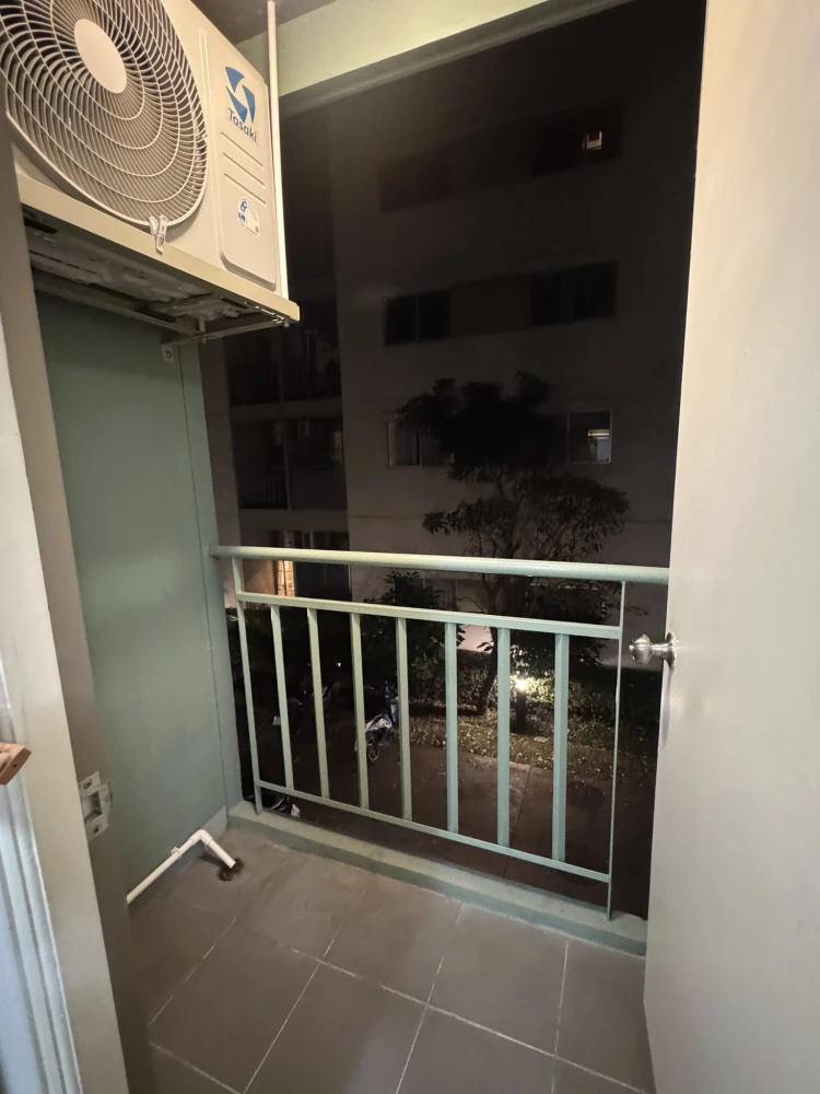 For rent: Lumpini Township Rangsit Klong 1, a lovely apartment fully furnished. Just bring your bags and move in!