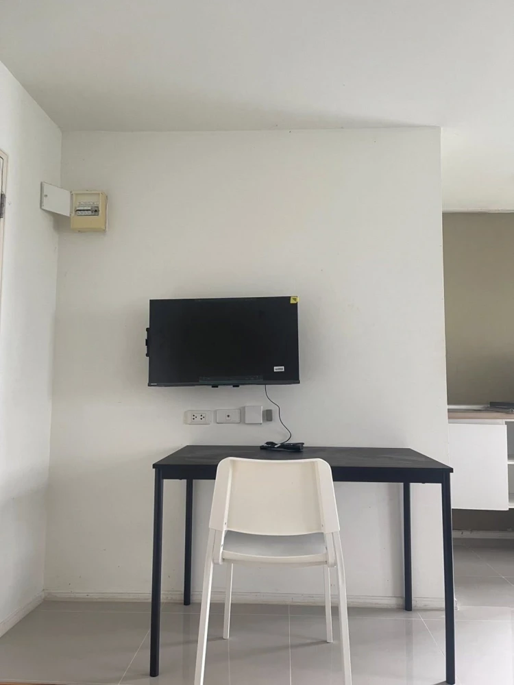 For rent: Lumpini Township Rangsit Klong 1, a nice room, fully furnished, good location, just bring your bags and move in.