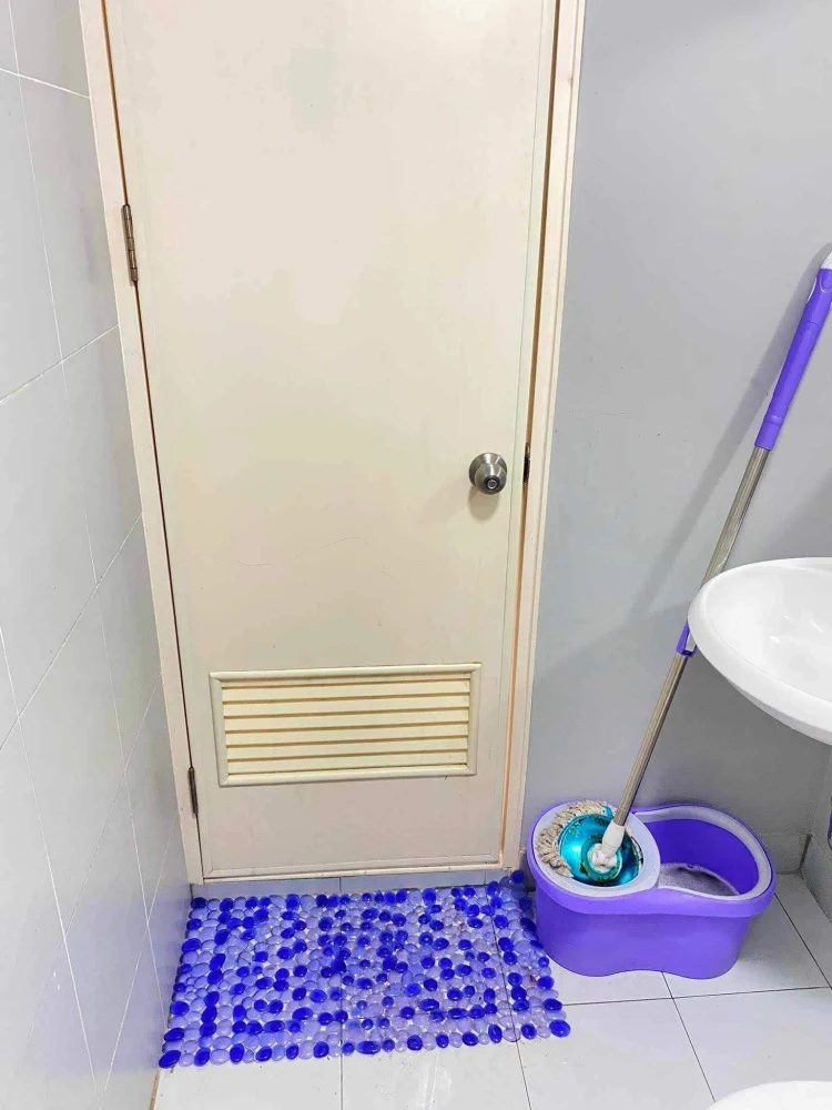 For rent: Lumpini Township Rangsit Klong 1 room, ready to move in, fully furnished, affordable price, just bring your own luggage and move in. Hurry a
