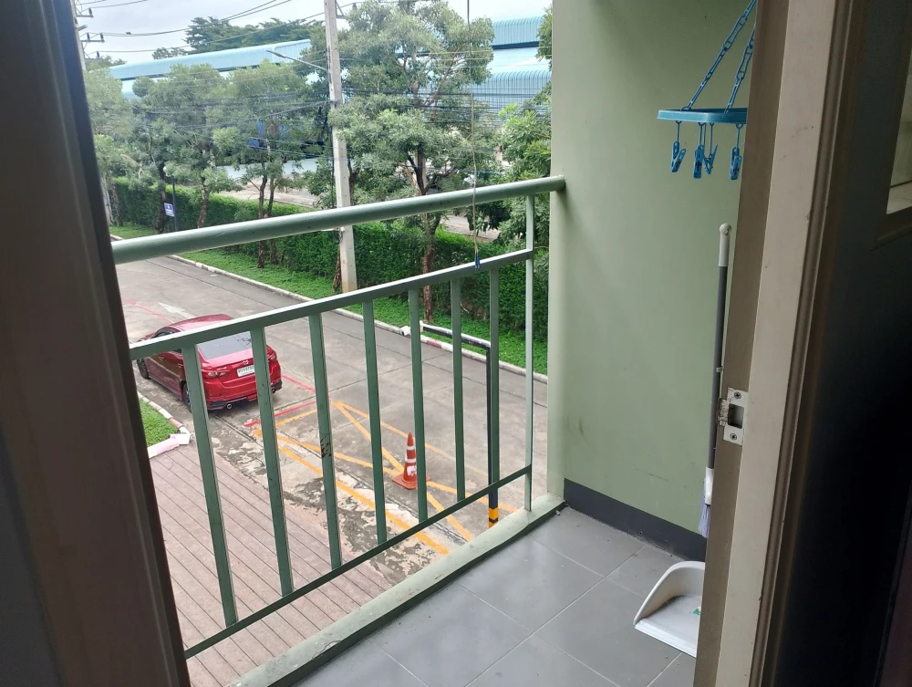 For rent: Lumpini Township Rangsit Klong 1, corner room, nice room, fully furnished, reserve now, hurry!