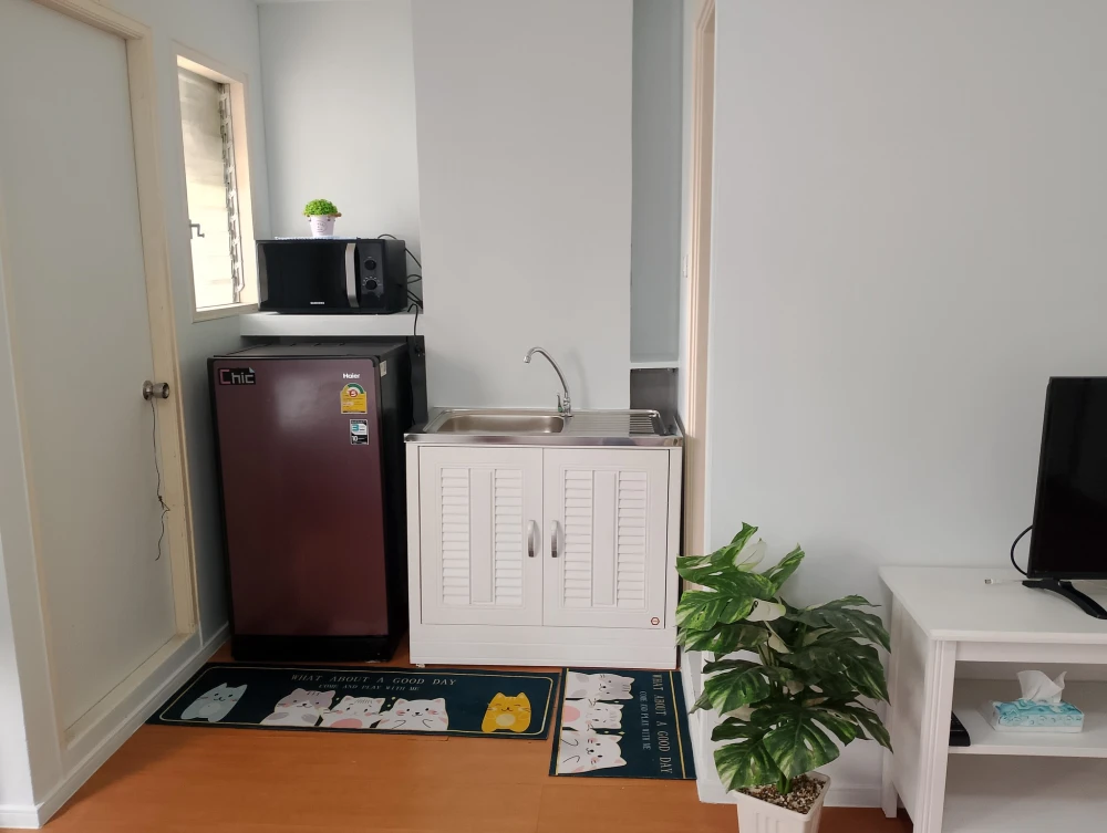 For rent: Lumpini Township Rangsit Klong 1, corner room, nice room, fully furnished, reserve now, hurry!