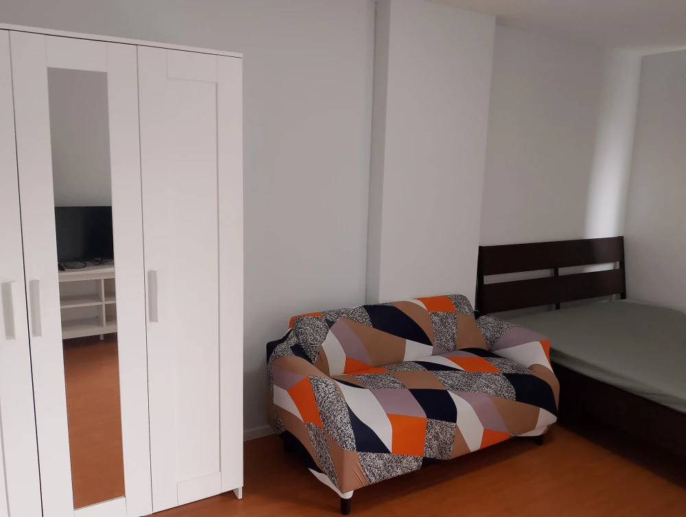 For rent: Lumpini Township Rangsit Klong 1, corner room, nice room, fully furnished, reserve now, hurry!