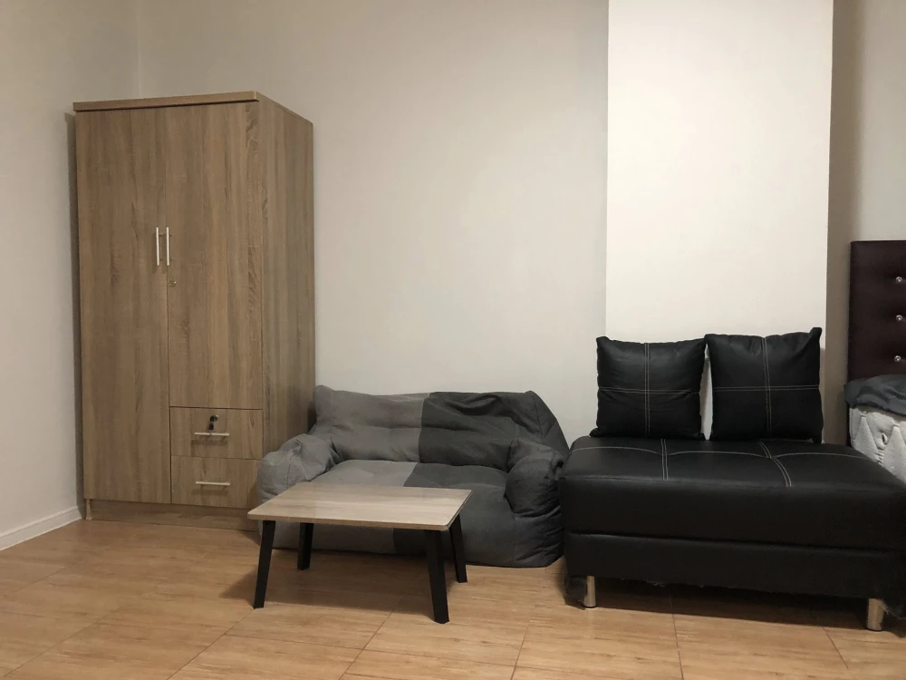 For rent: Lumpini Township Rangsit Klong 1, corner unit offering privacy, fully furnished with appliances. Book now!