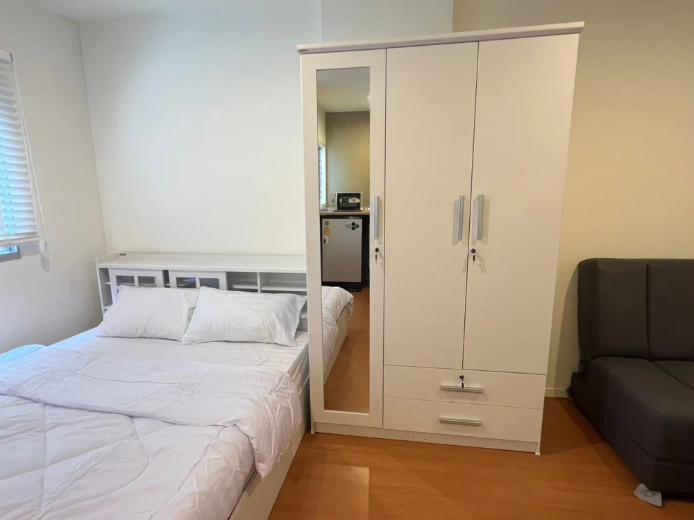 For rent: Lumpini Township Rangsit Klong 1, studio room, fully furnished, at a great price, just bring your bags and move in!