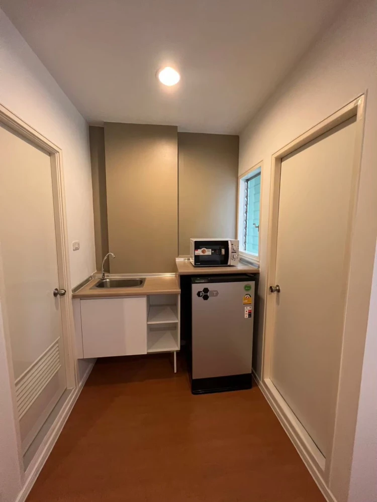 For rent: Lumpini Township Rangsit Klong 1, studio room, fully furnished, at a great price, just bring your bags and move in!