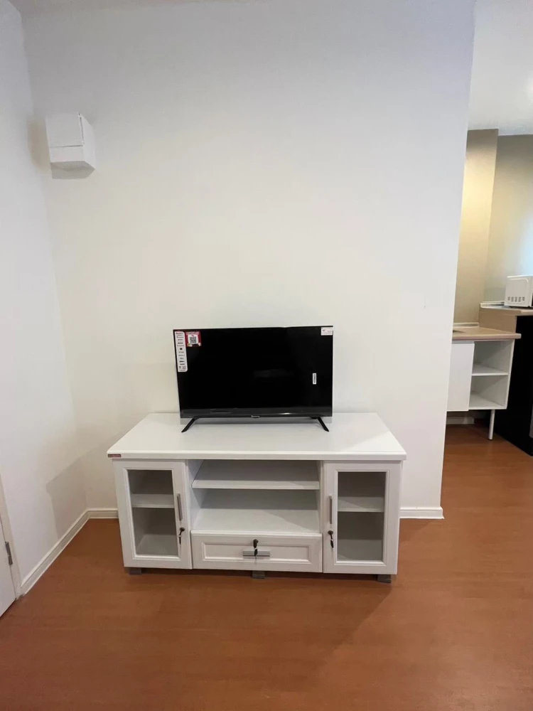 For rent: Lumpini Township Rangsit Klong 1, studio room, fully furnished, at a great price, just bring your bags and move in!