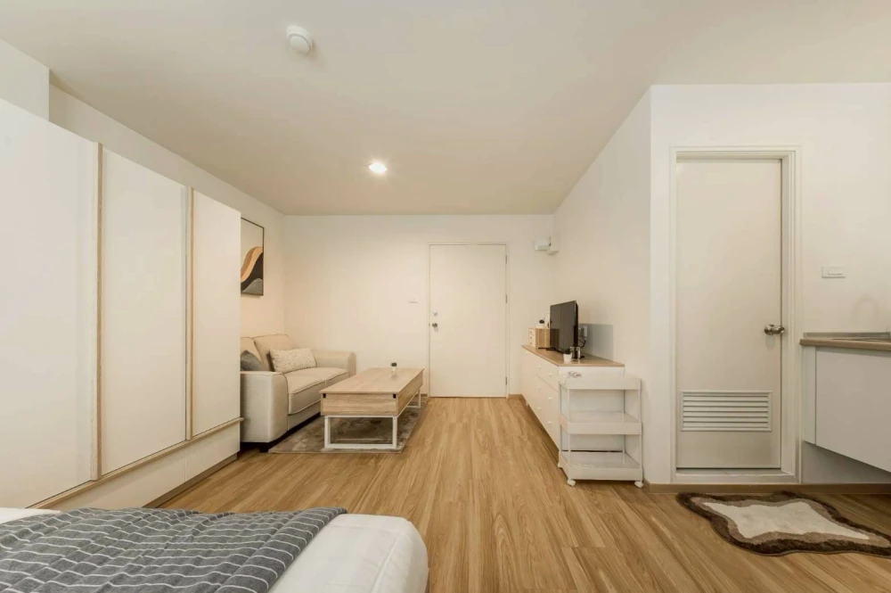 For rent: Lumpini Township Rangsit Klong 1, beautiful room, fully furnished, ready to move in. Book now!