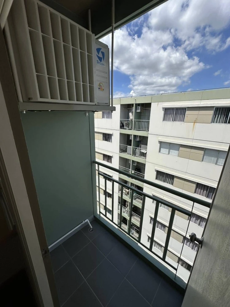 For rent: Lumpini Township Rangsit Klong 1, empty room, airy, good price, reserve now, hurry!