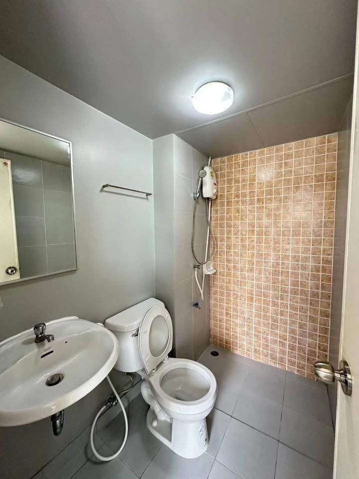 For rent: Lumpini Township Rangsit Klong 1, fully furnished apartment, very livable. Book now! (Urgent!)
