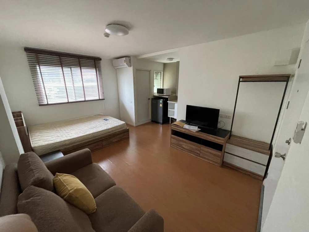 For rent: Lumpini Township Rangsit Klong 1, fully furnished apartment, very livable. Book now! (Urgent!)