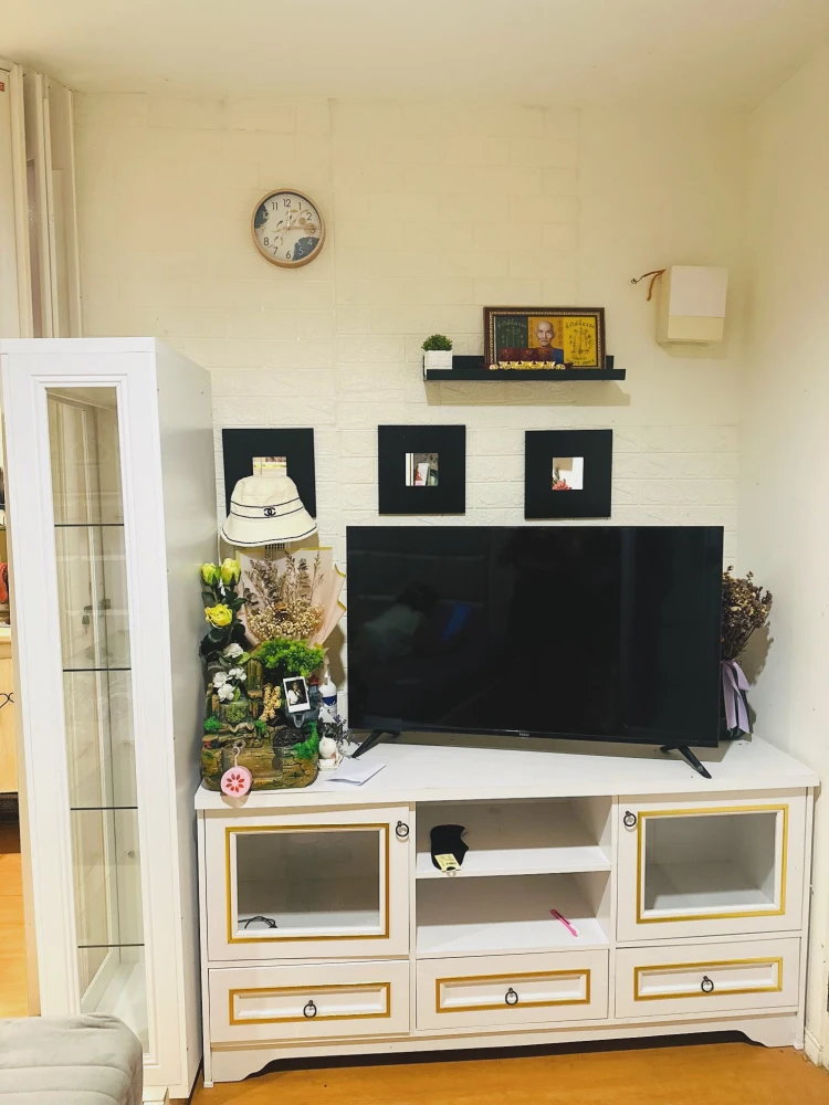 For rent: Lumpini Township Rangsit Klong 1 room, fully furnished, ready to move in. Interested? Hurry and reserve now.