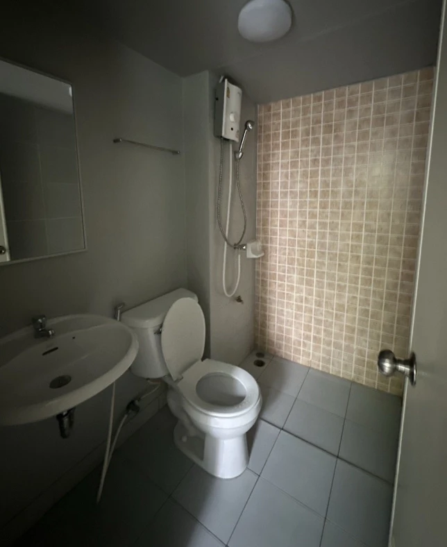 For rent: Lumpini Township Rangsit Klong 1, fully furnished, ready to move in. Reserve now, don't delay.