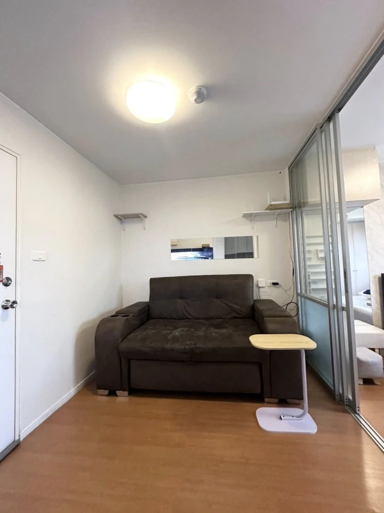 For rent Lumpini township Rangsit Klong 1 room, 1 bedroom, separate from living room, 8th floor (top floor), must arrange.