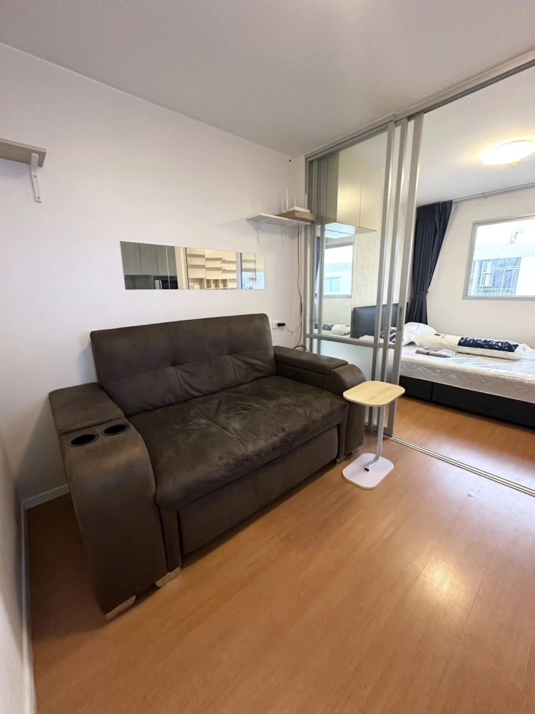 For rent Lumpini township Rangsit Klong 1 room, 1 bedroom, separate from living room, 8th floor (top floor), must arrange.