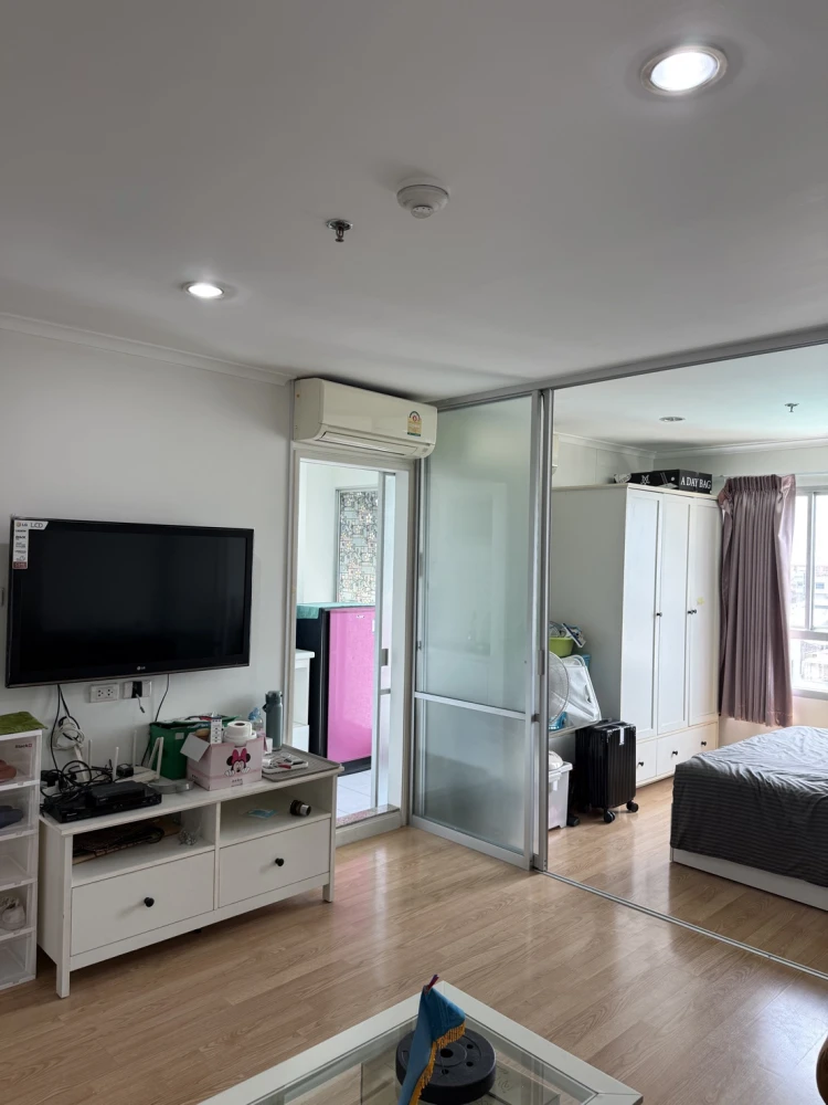 For rent: Lumpini Ville Bangkhae, ready-to-move-in apartment with complete amenities. Amazing price! Book now!