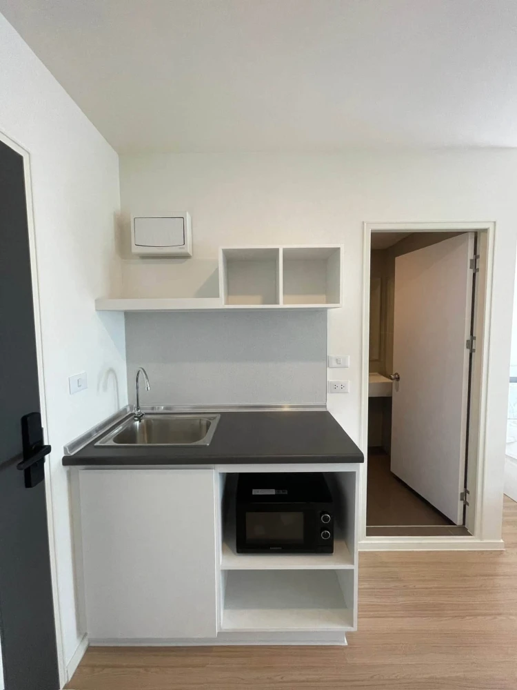 For rent: Lumpini Ville Chaengwattana 10, 7th floor, fully furnished unit, very livable. Book now!