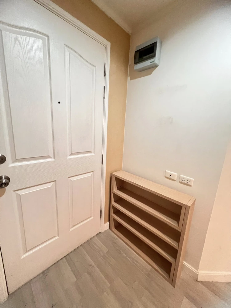 For rent: Lumpini Ville Chaengwatthana Pakkret, 1 bedroom, 1 bathroom, fully furnished. Just bring your bags and move in!