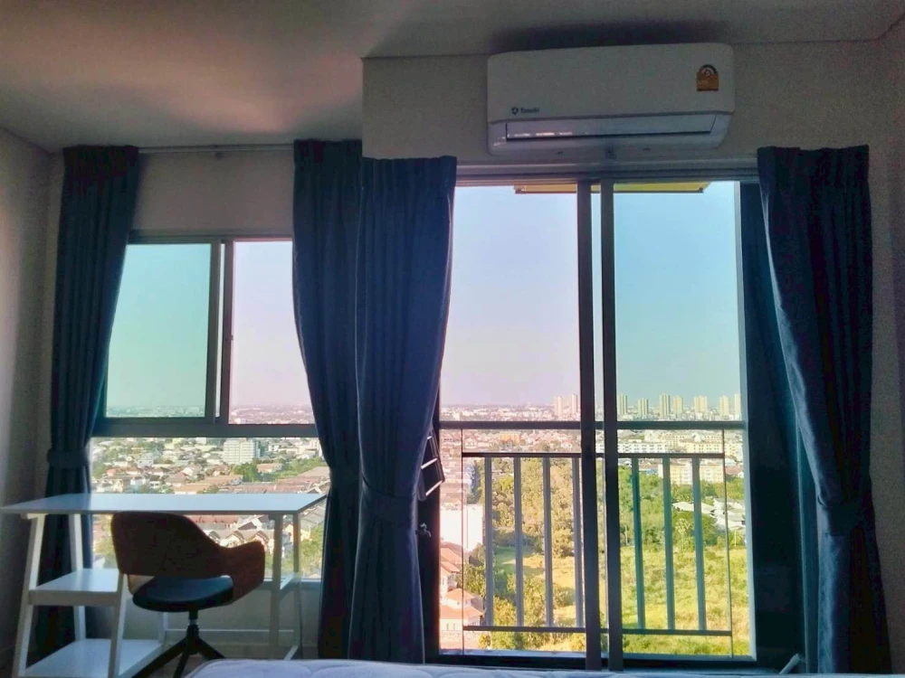 For rent: Lumpini Ville Chaengwatthana-Pakkret Station, high floor unit, fully furnished, affordable price. Book now!
