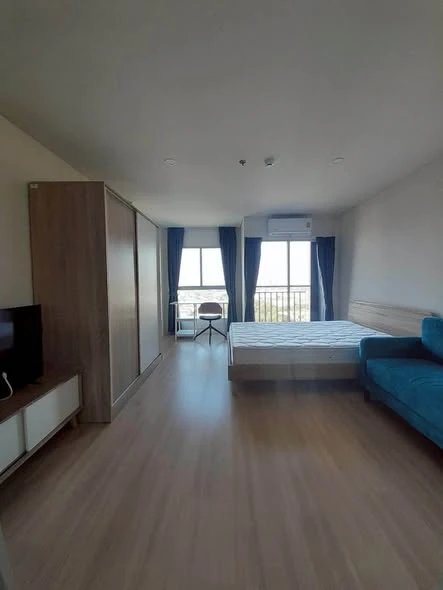 For rent: Lumpini Ville Chaengwatthana-Pakkret Station, high floor unit, fully furnished, affordable price. Book now!