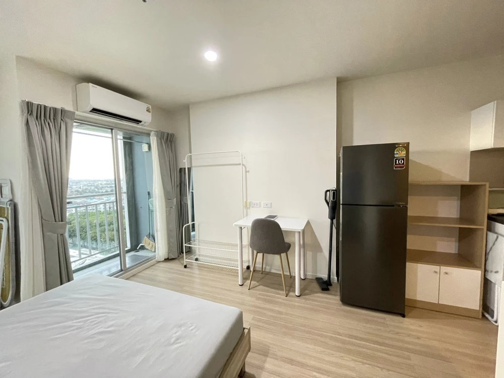 For rent: Lumpini Ville Chaengwatthana-Pakkret Station. Nice room, fully furnished, affordable price. Book now!
