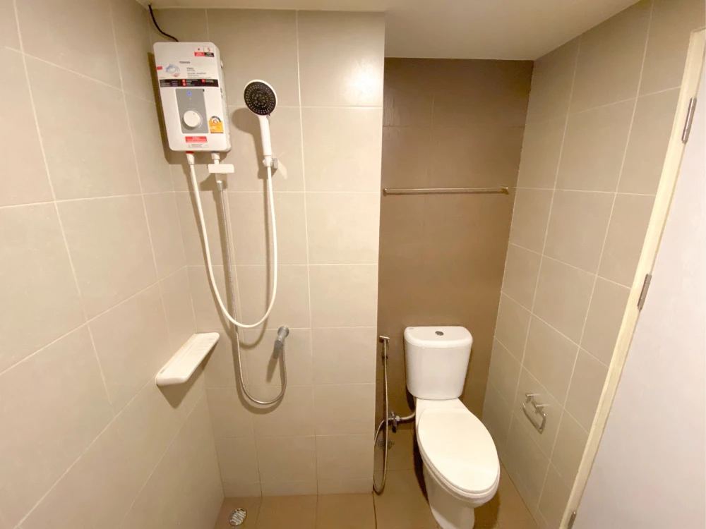 For rent: Lumpini Ville Chaengwatthana-Pakkret Station, ready to move in, fully furnished, affordable price, reserve now!