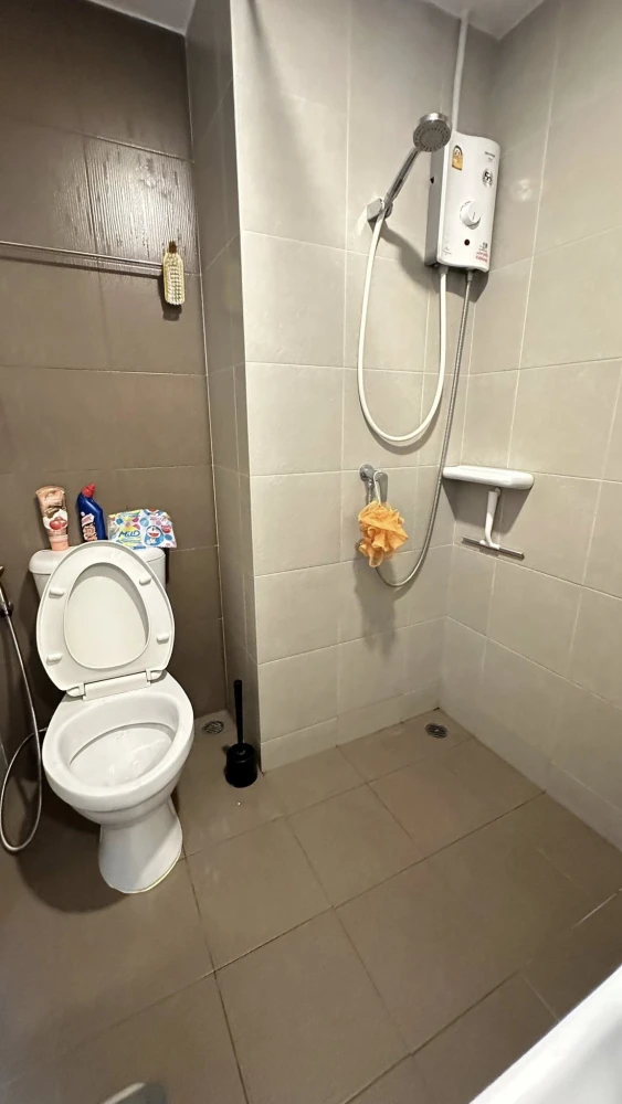 For rent: Lumpini Ville Chaengwatthana Pakkret, ready to move in, fully furnished, affordable price, reserve now!