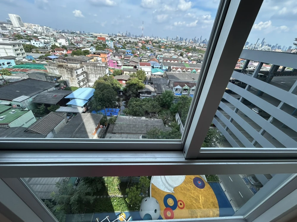 For rent Lumpini Ville Charan-Fai Chai, corner room with privacy, 8th floor, not very high, good price, come and reserve now.
