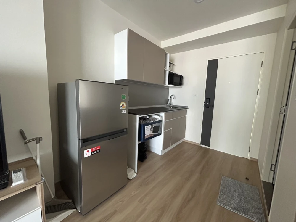 For rent Lumpini Ville Charan-Fai Chai, corner room with privacy, 8th floor, not very high, good price, come and reserve now.