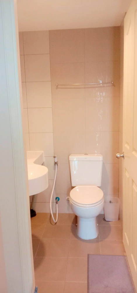 For rent: Lumpini Ville Latphrao - Chokchai4, ready to move in, furnished, complete with electrical appliances. If you don't book, you'll really miss