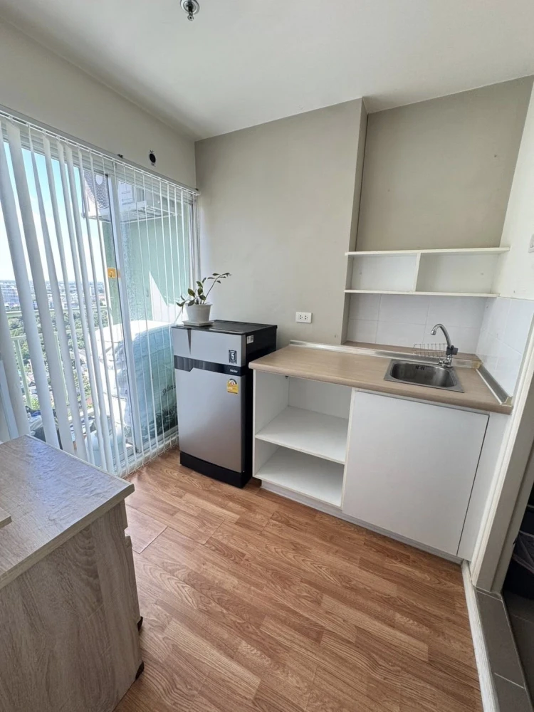 For rent: Lumpini Ville Nakhon In Riverview, high floor unit, fully furnished, complete amenities. Book now!