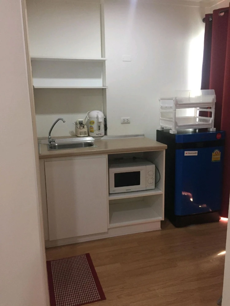 For rent: Lumpini Ville Naklua - Wongamat, 21st floor, fully furnished room, ready to move in. Interested? Book now, urgently.