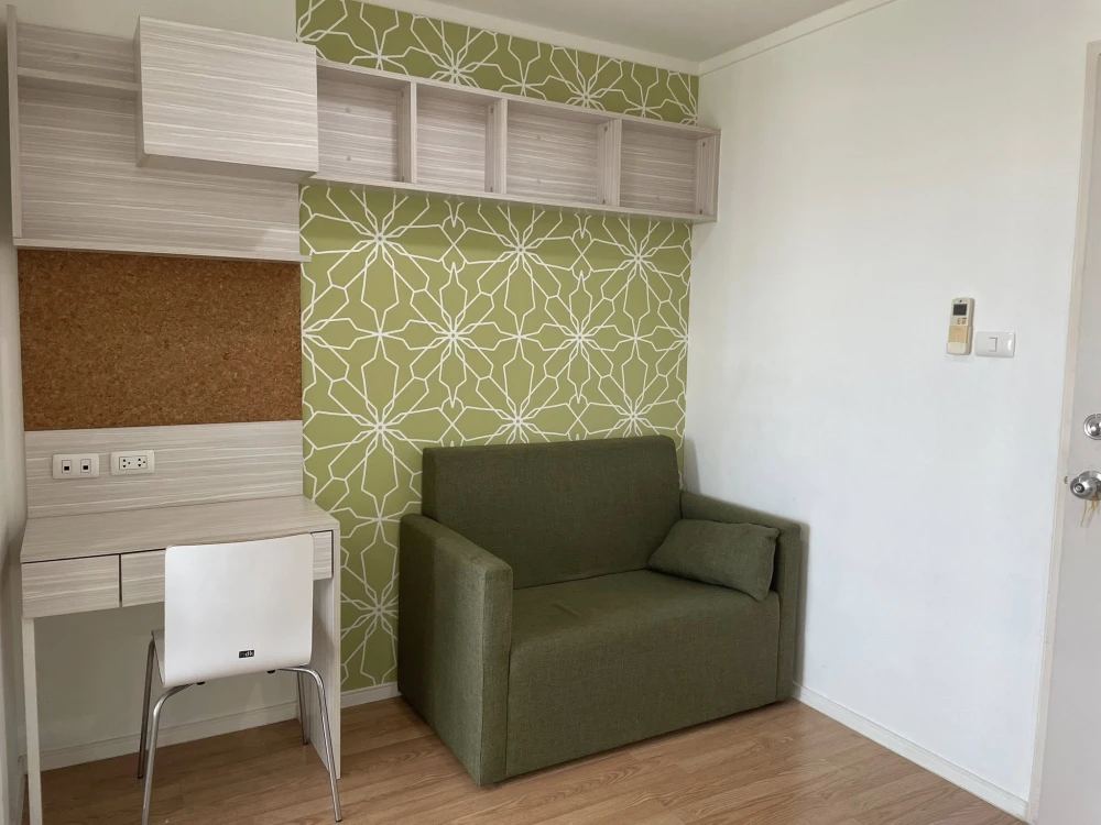 For rent: Lumpini Ville Naklua - Wongamat. Lovely room with full amenities. Just bring your bags and move in.