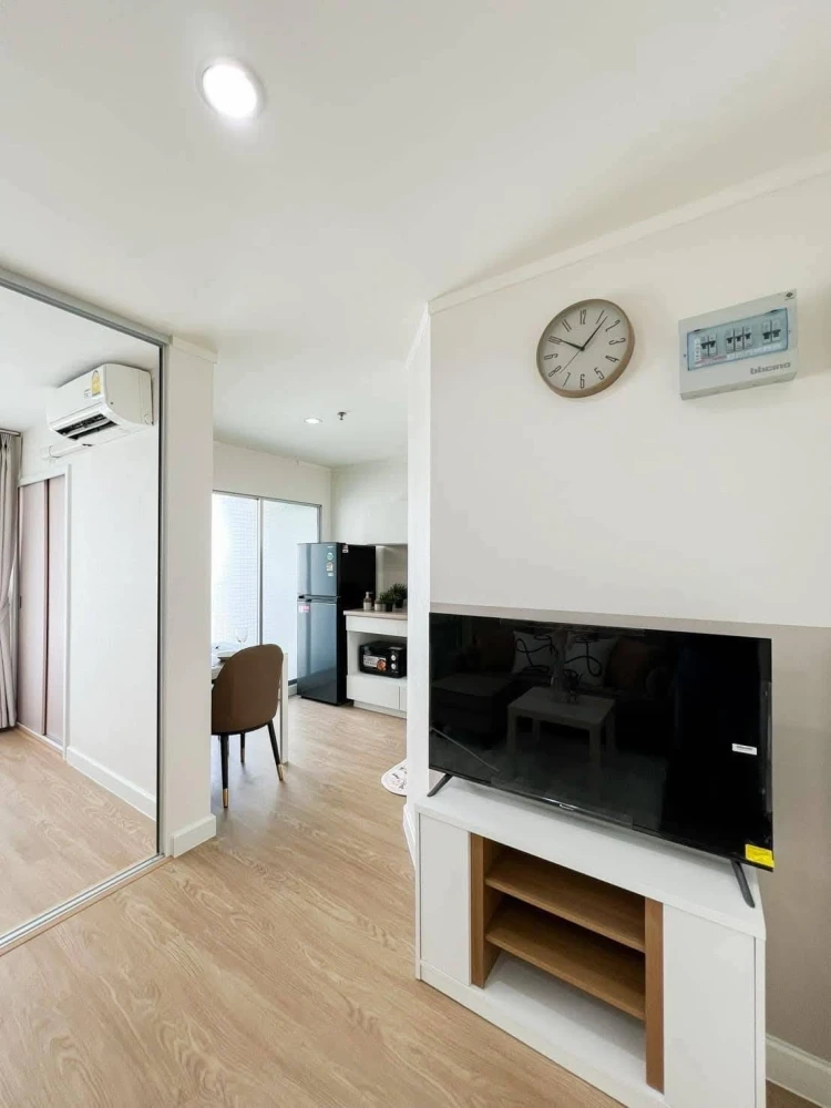 For rent: Lumpini Ville Naklua - Wongamat, beautifully decorated unit on the 10th floor, fully furnished. Book now!