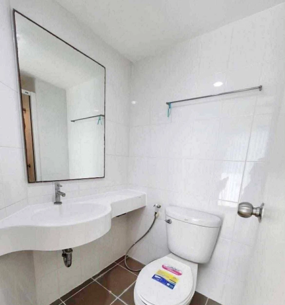 For rent: Lumpini Ville Onnut – Ladkrabang, 1 bedroom, 1 bathroom, fully furnished, in a great location. Don't miss out!