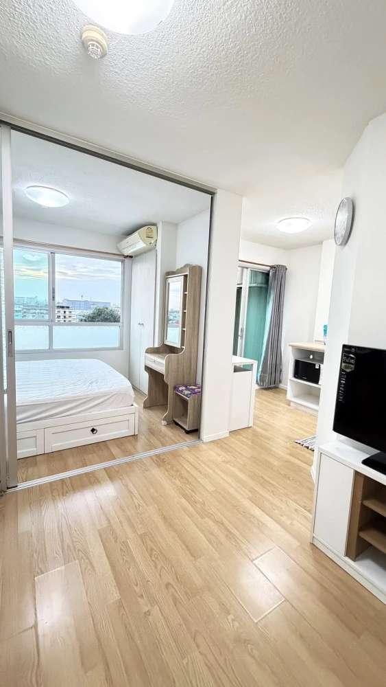For rent: Lumpini Ville Onnut – Ladkrabang, a lovely room on the 7th floor, fully furnished, beautiful view, not blocked, reserve now!