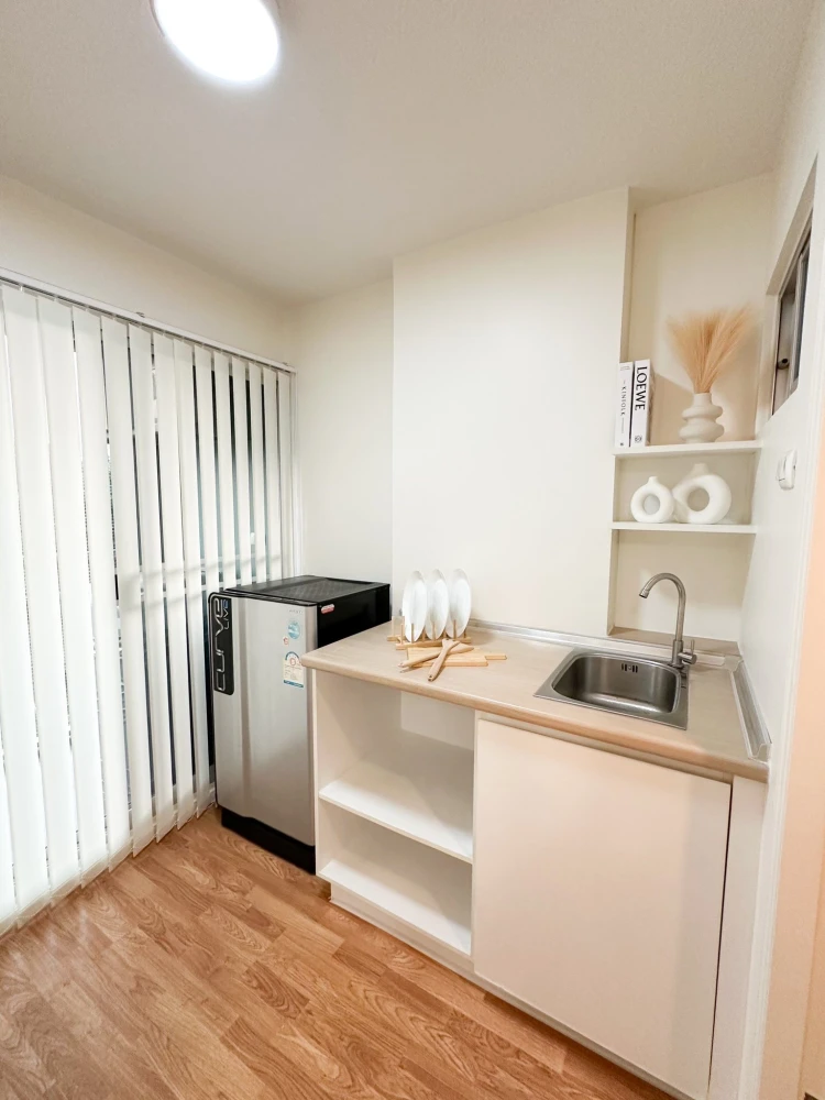 For rent: Lumpini Ville Onnut – Ladkrabang. Nice room, fully furnished, complete amenities. Book now!