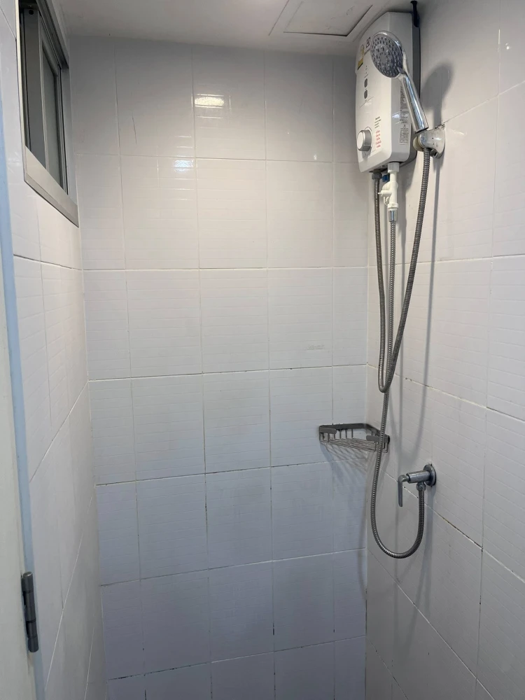 For rent: Lumpini Ville Onnut – Ladkrabang. Nicely decorated room with high-quality built-in furniture. Amazing price! Book now, don't miss out!
