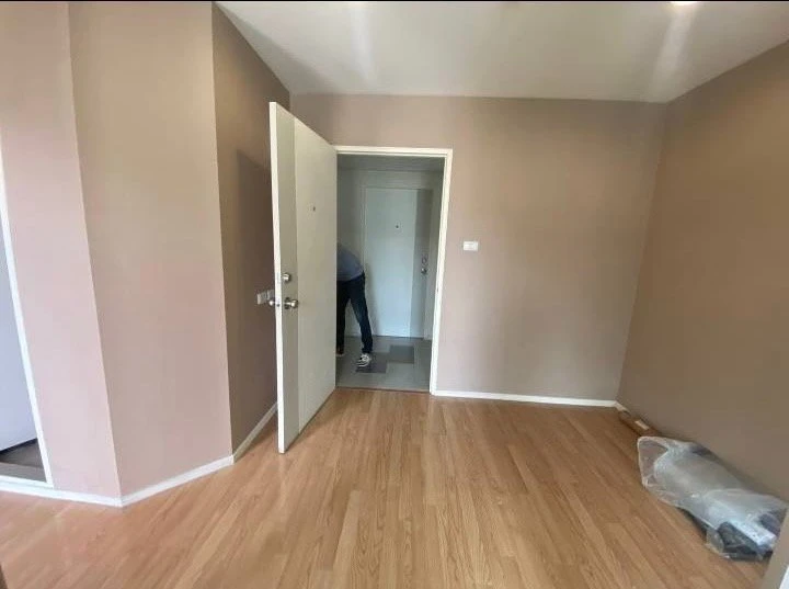 For rent Lumpini ville onnut 46, nice room, good location, full facilities, at a very good price. Hurry and book now.