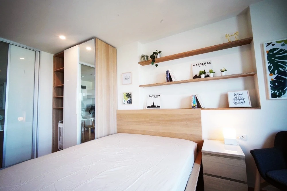 For rent: Lumpini Ville Pattanakarn-Srinakarin, 31st floor, fully furnished, very livable. Book now!
