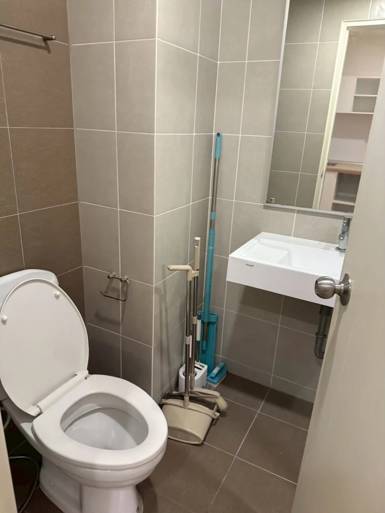 For rent: Lumpini Ville Pattanakarn-Srinakarin, 7th floor, fully furnished, very livable. Book now! (Urgent!)
